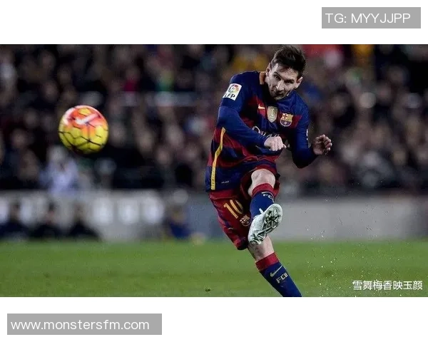 传奇球星足球经典瞬间回顾：技艺与荣耀并存的璀璨岁月